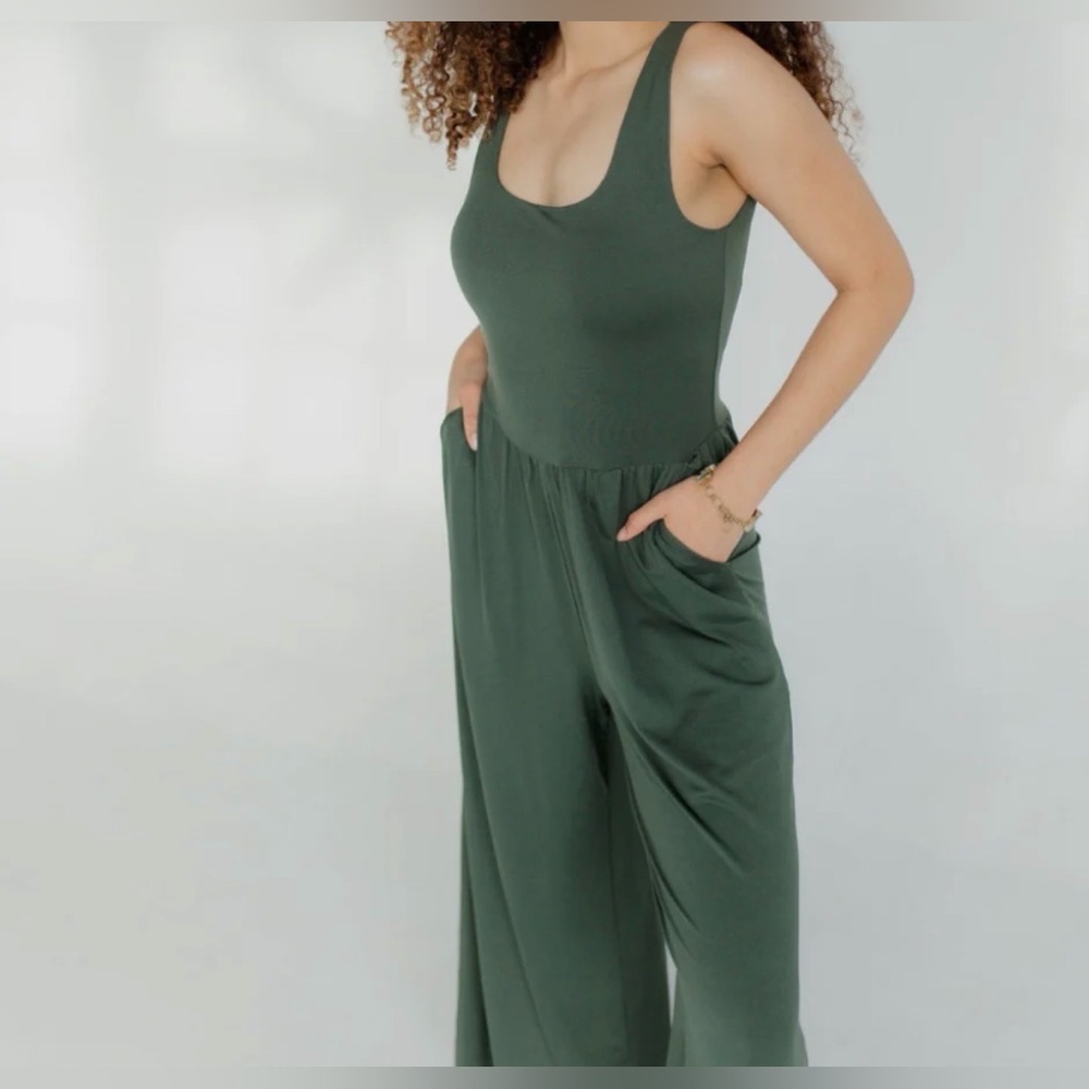 Elegant Green Jumpsuit